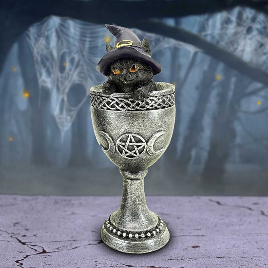 ct-fg059-8-figurine-coven-cup