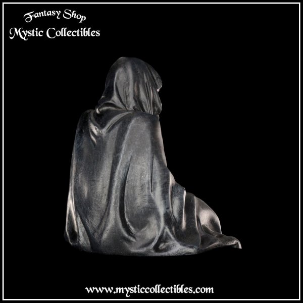 rp-fg006-7-figurine-darkness-resides-shelf-sitter