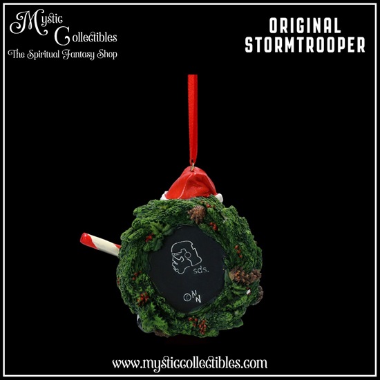 sr-hd001-4-hanging-decoration-stormtrooper-wreath