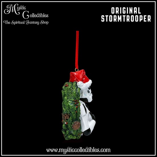 sr-hd001-5-hanging-decoration-stormtrooper-wreath