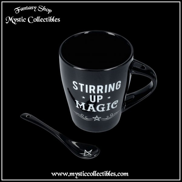 wi-mk010-7-mug-stirring-up-magic-with-spoon