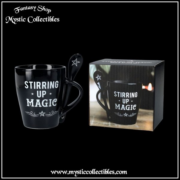 wi-mk010-8-mug-stirring-up-magic-with-spoon